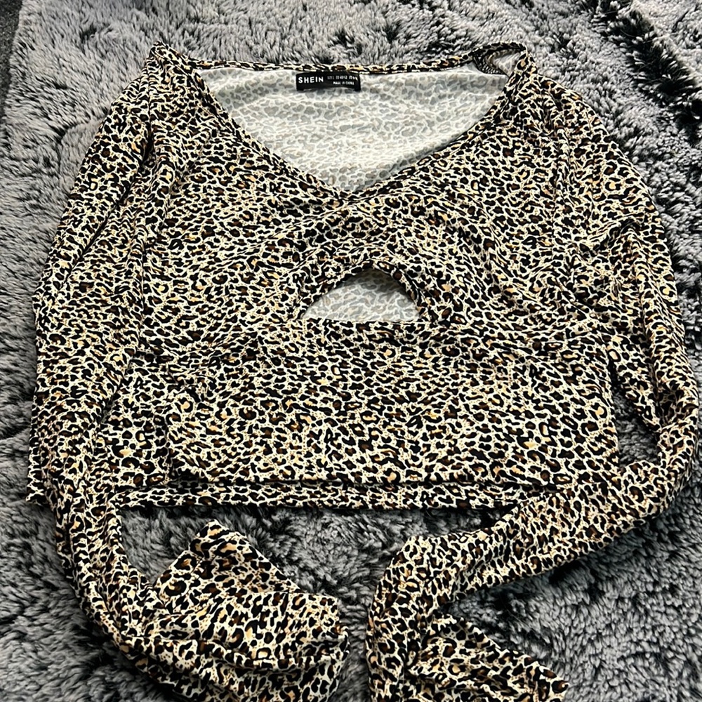 SHEIN cheetah long sleeve - Picture 2 of 4